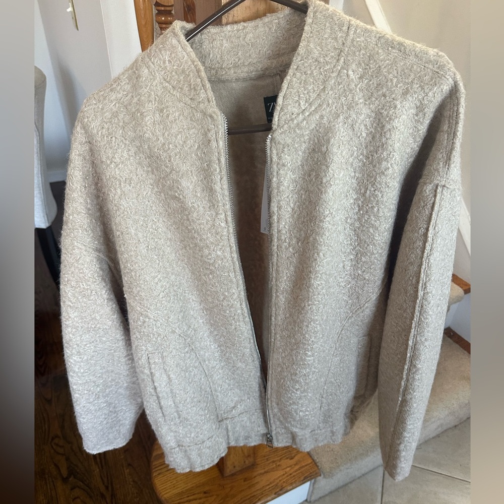 Brand New with tags** Zara bomber jacket size M-L